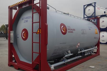 Tank containers for powders and granules